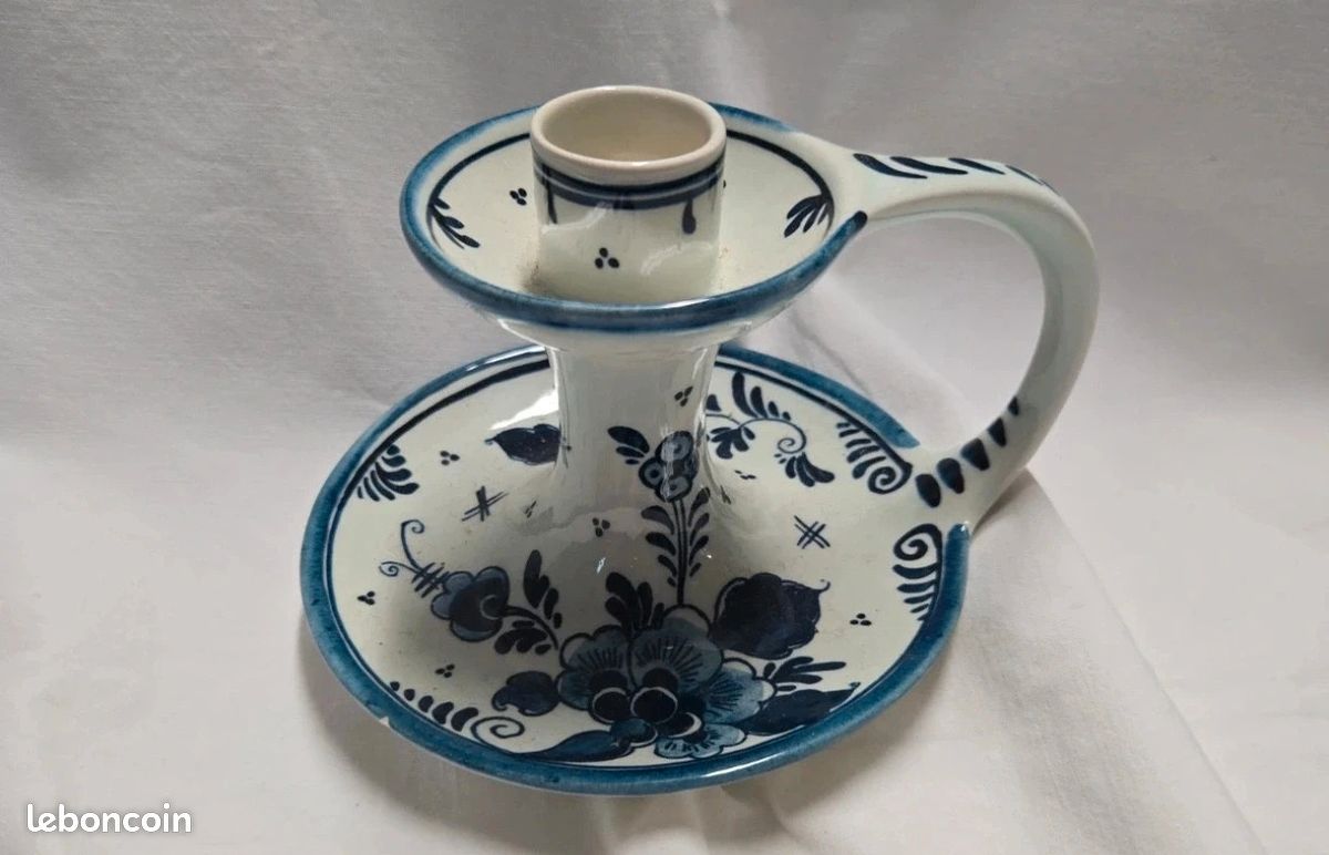 Paire De Bougeoirs Bleu De Four, En Faïence De Gien