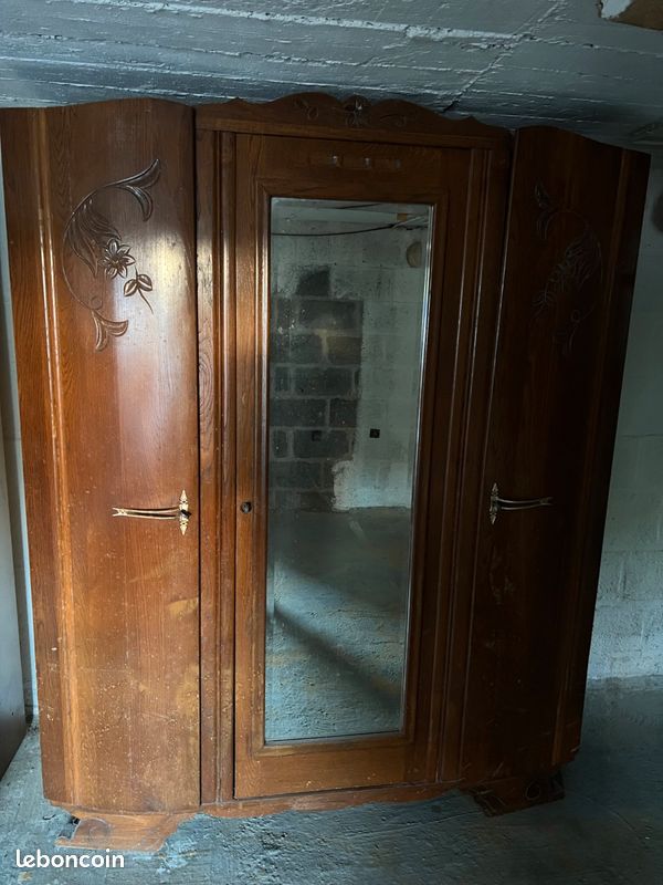 Armoire en bois & miroirs (image 1)