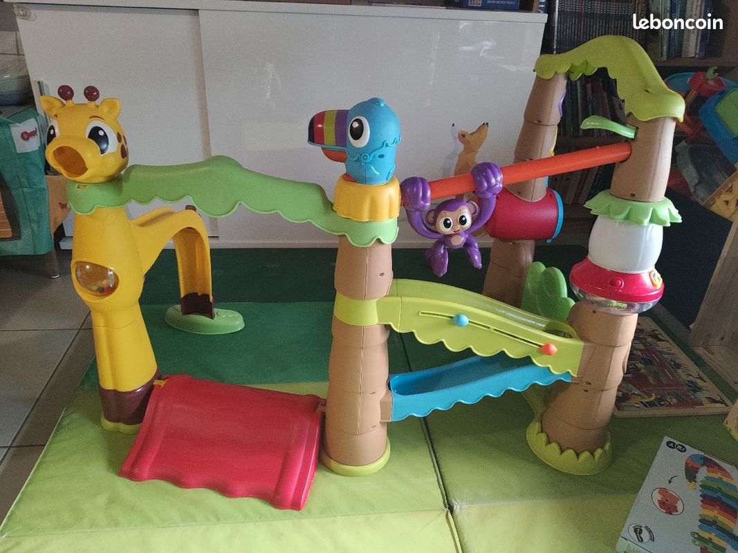 Parc d'activité jungle (image 1)