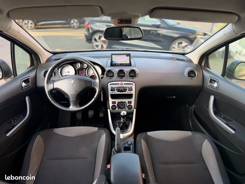 PEUGEOT 308 ACTIVE 1.6 E-HDi 112CV BVM6 – GPS – CLIM AUTO – GARANTIE – DISTRIBUTION NEUVE (image 3)