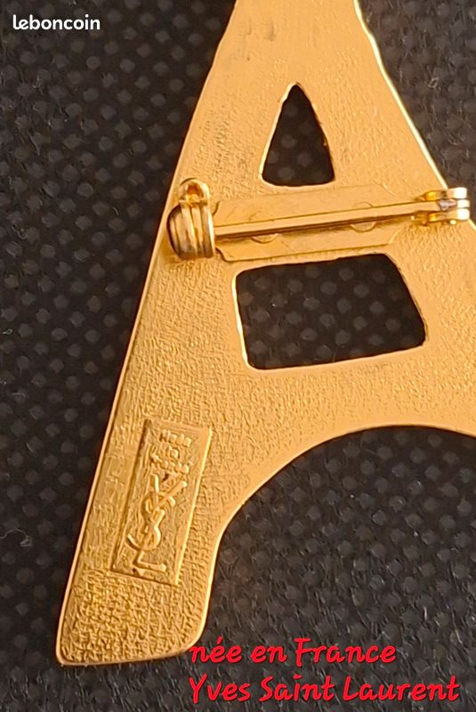Broche Ancienne Rosace Nacrée – Tour Eiffel, Fin XIXe / Début XXe, Rare, Occasion
