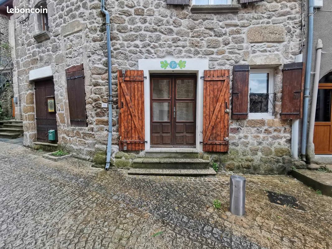 Maison 4 pièces 55 m² · à Meyras · 55 m² · 77 000 €