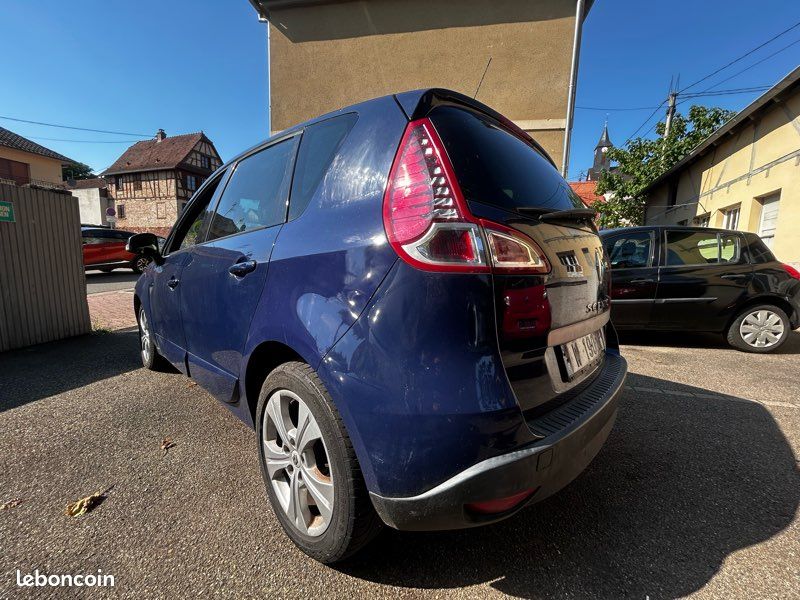 Renault Scenic III 3 1.5 dci 110 ch climatisation (image 4)