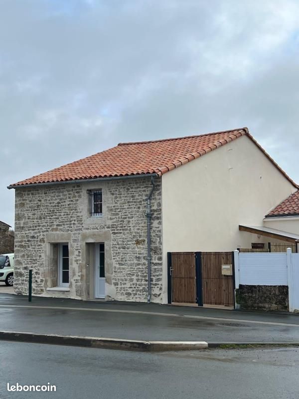 Maison 3 pièces 87 m² · à Saint-Jean-d'Hermine · 87 m² · 680 €/mois