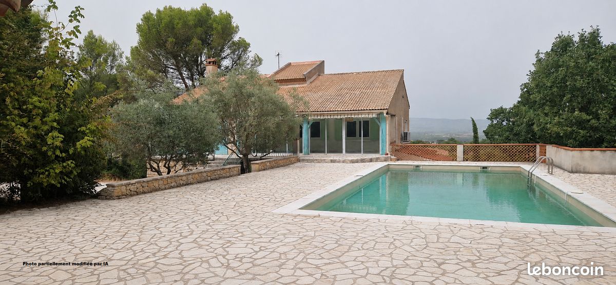 Maison 5 pièces 146 m² · à Trets · 146 m² · 2 190 €/mois