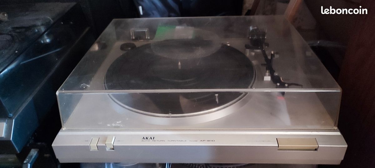 Chaine AKAI (image 2)