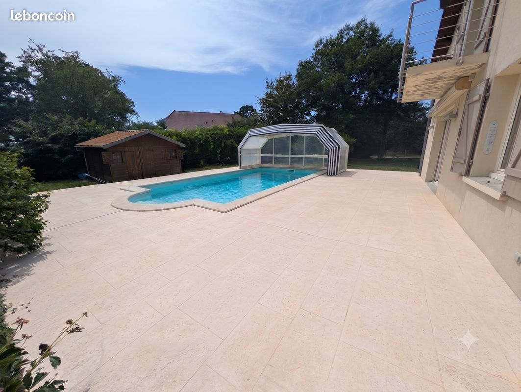 Maison 7 pièces 150 m² · à Vellefaux · 150 m² · 315 000 €