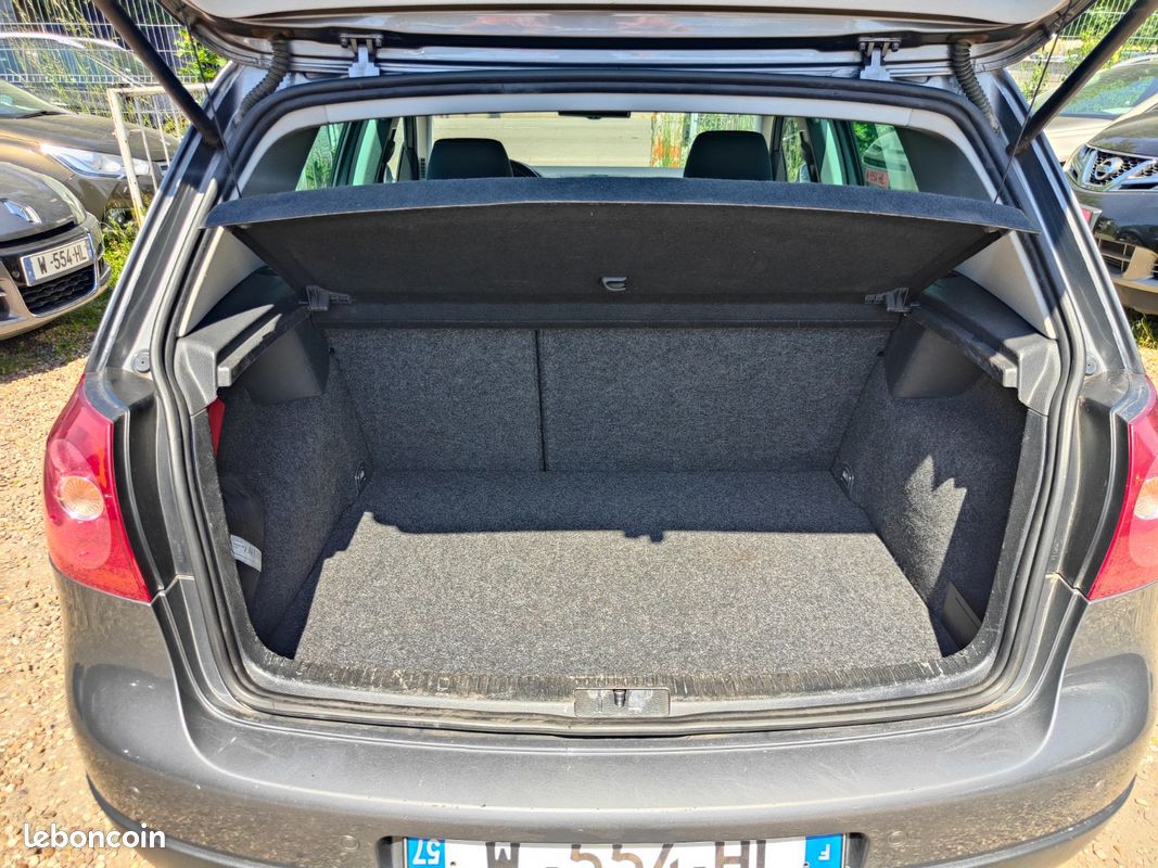 Volkswagen GOLF V 1.9 Tdi 105 CH United * SUIVI COMPLET * GARANTIE (image 10)