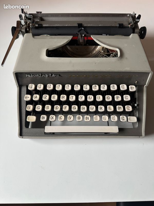 Machine à écrire vintage Remington Travel-Riter Deluxe (image 1)