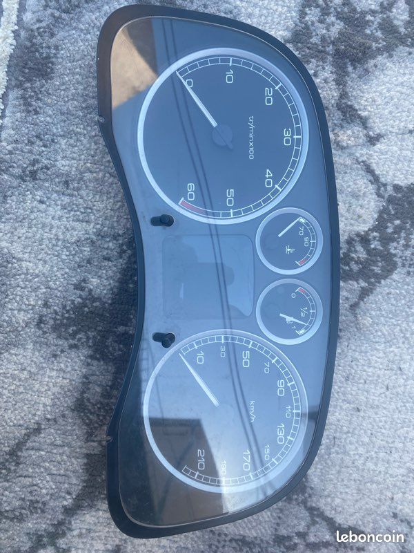 Compteur 307 2.0 HDI 90 très bon état (image 1)