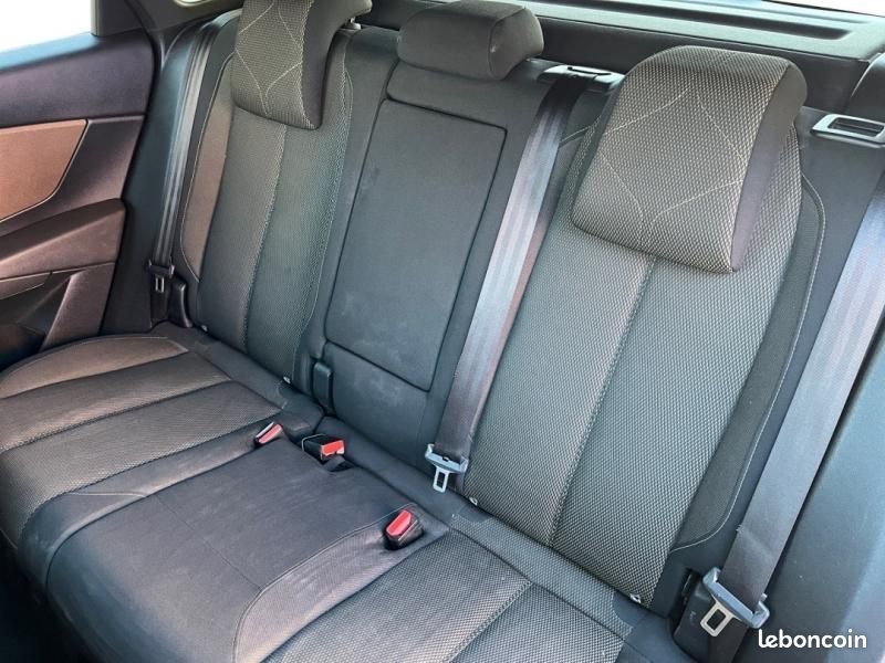 Ds DS 7 Crossback BlueHDi 180ch So Chic Automatique 128g (image 28)