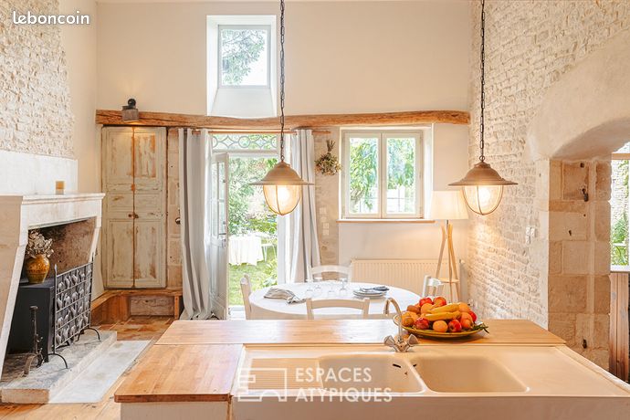 Maison 6 pièces 246 m²