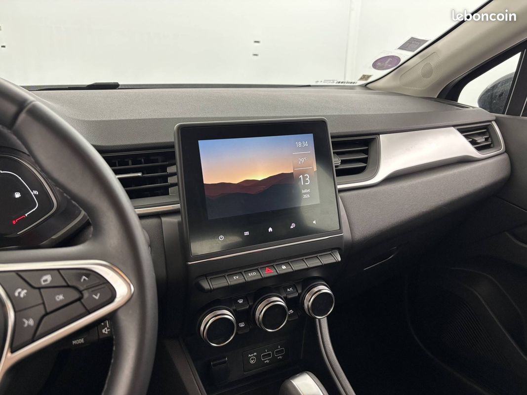 RENAULT Captur E-Tech 145 - 21 Business (image 12)