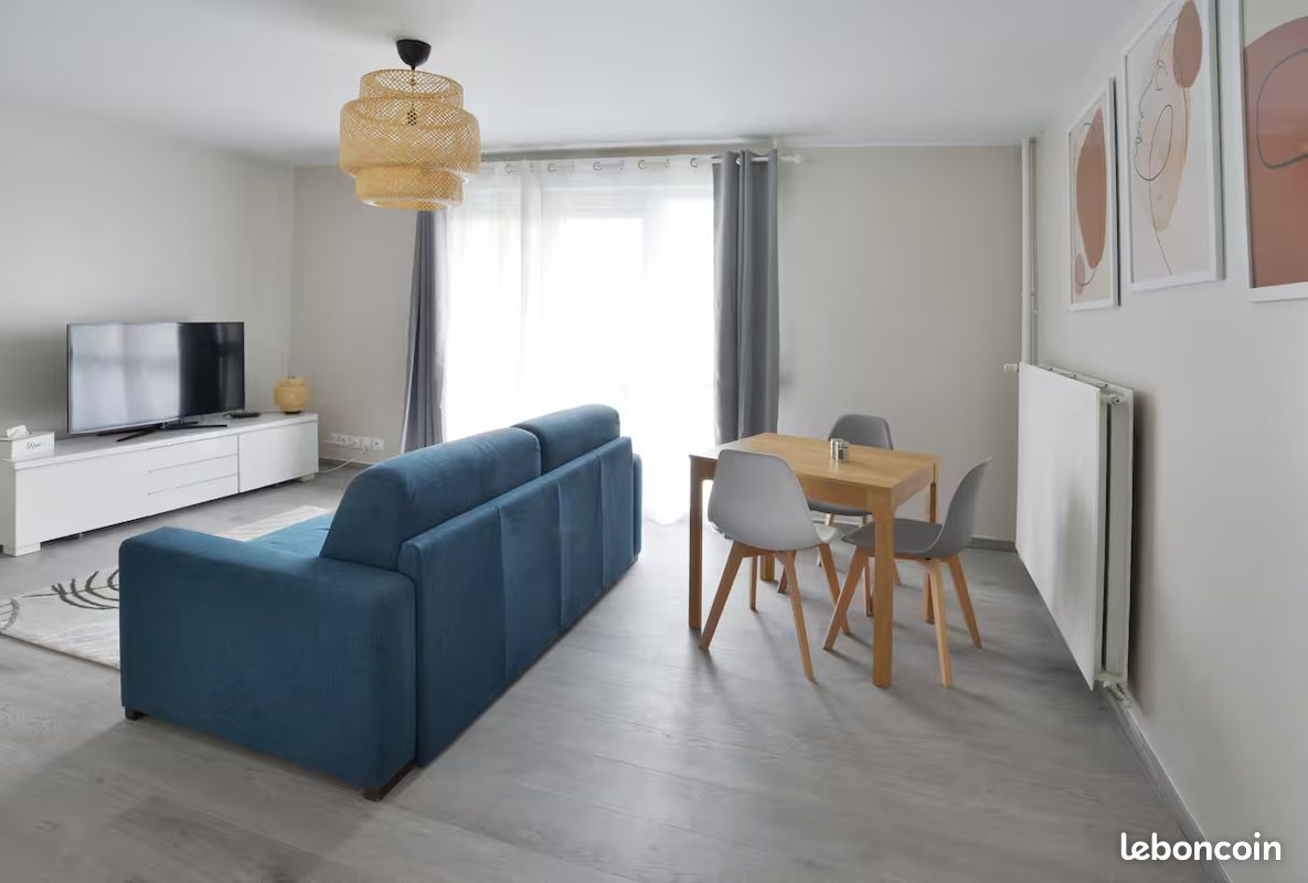 Appartement 1 pièce 32 m² · à Évry-Courcouronnes · 32 m² · 590 €