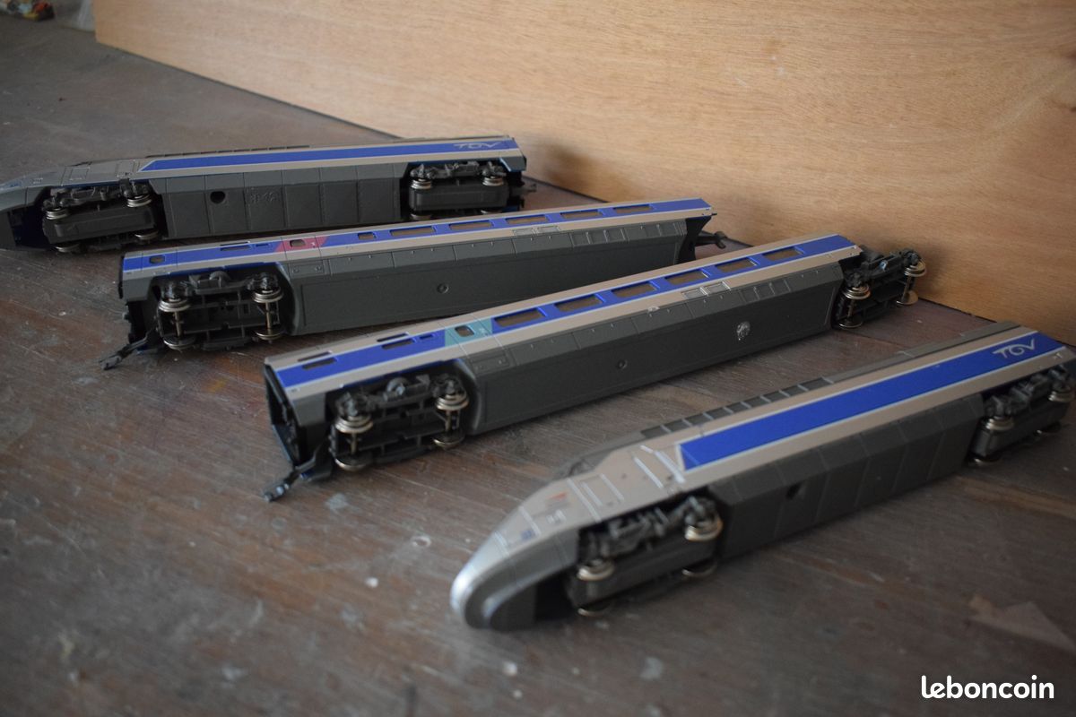 TGV bleu (image 3)