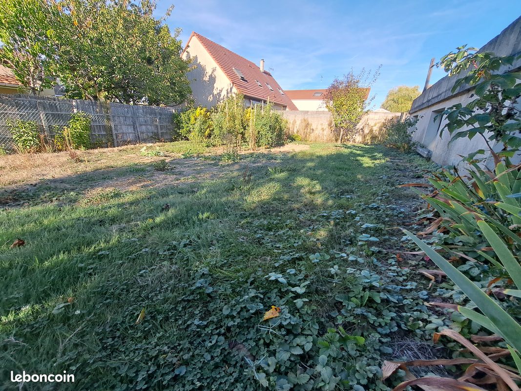 Terrain à bâtir 250 m² – LA VERRIÈRE (78320) (image 3)