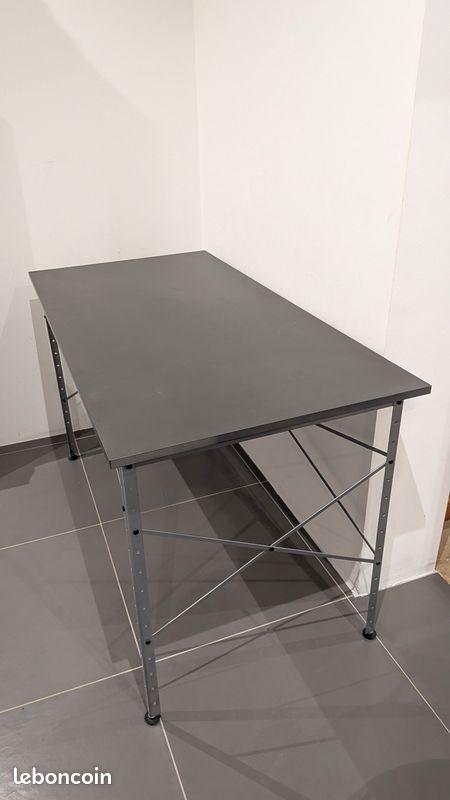 Bureau Alinéa gris style industriel (image 1)