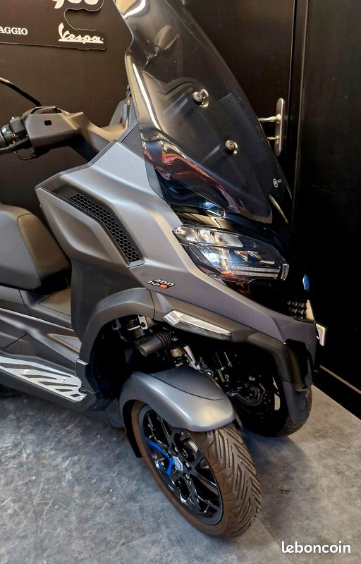 Piaggio MP3 400 Hpe (image 3)