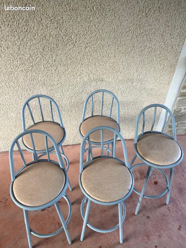 Lot chaises hautes de bar pivotantes (image 1)
