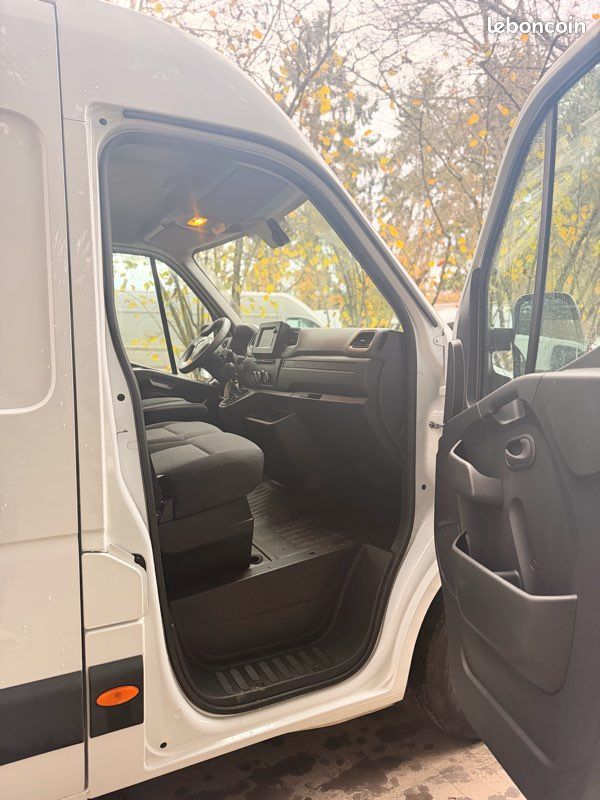 Renault Master Fg F3500 L3H2 2.3 Blue dCi 135ch Grand Confort Euro6 2022 – photo 4
