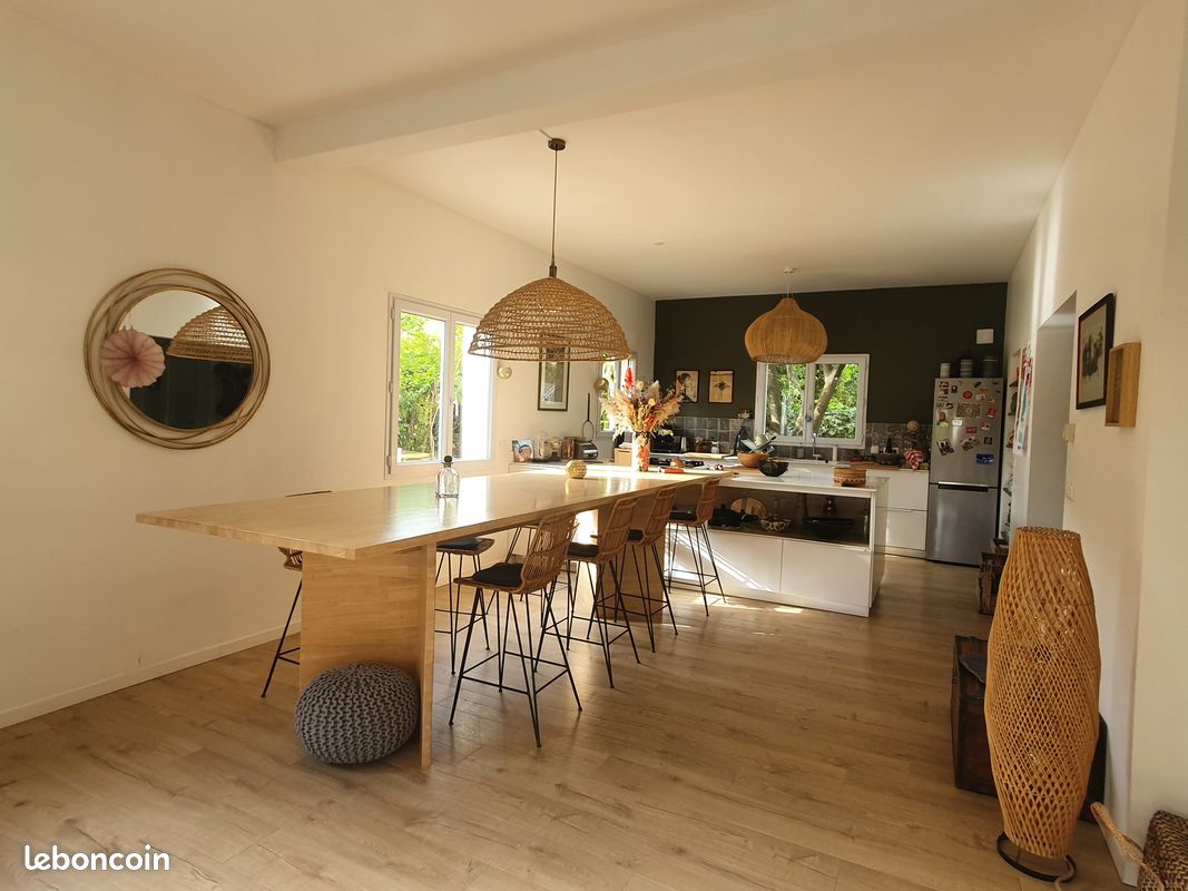 Maison familiale au calme dans un écrin de verdure méditerranéen (image 3)