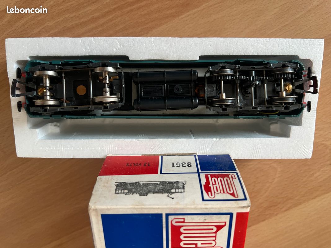 Loco HO BB 25110 JOUEF sur châssis motorisé ROCO (tony11) - Collection