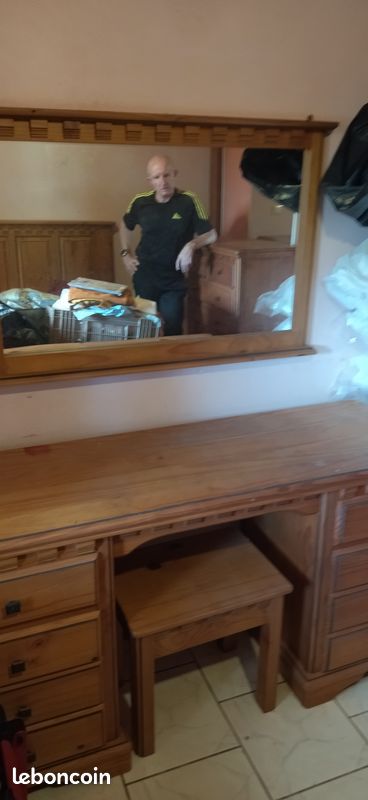 Chambre complète en bois massif belle finition (image 6)