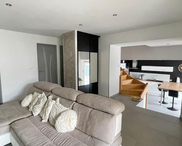 Appartement 350 000 € - 104 m²