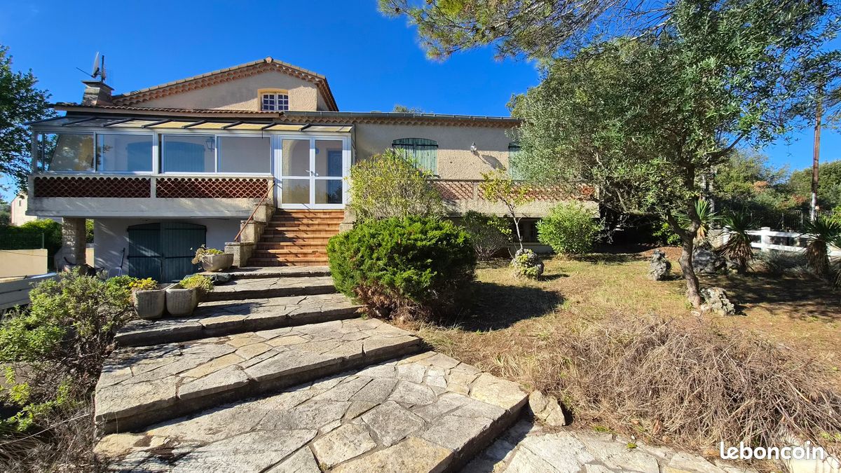 Maison 6 pièces 115 m² · à Saint-Privat-des-Vieux · 115 m² · 268 000 €
