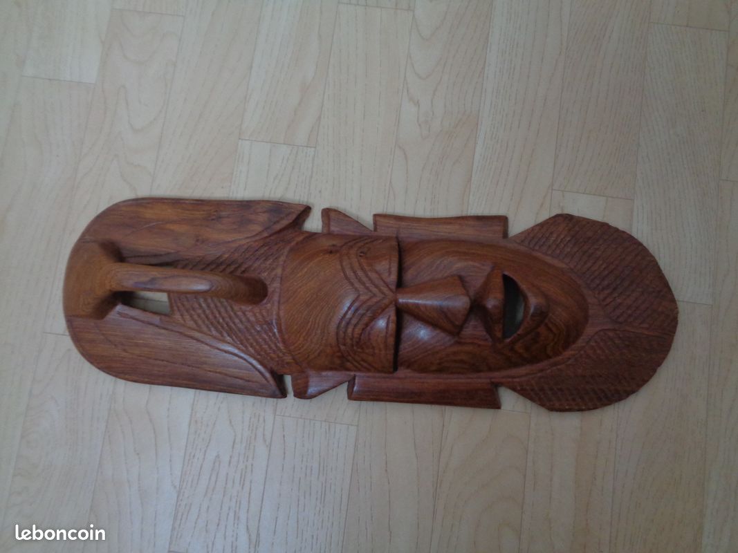 Masque Africain en bois (image 2)