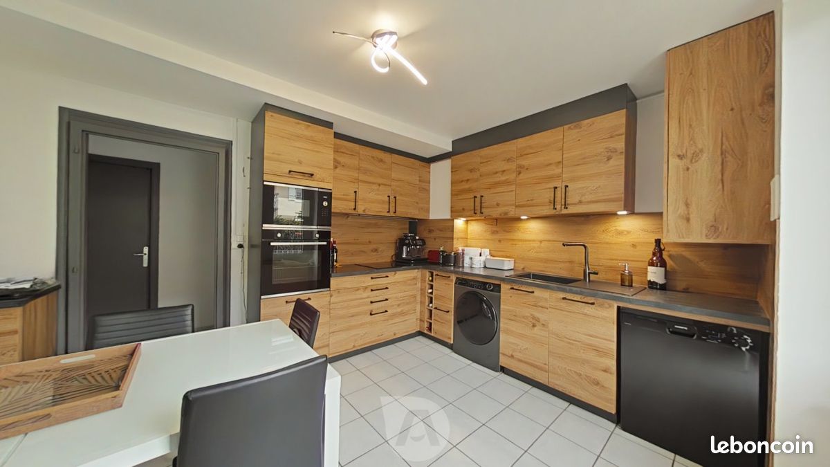 Appartement 3 pièces 63 m² (image 1)