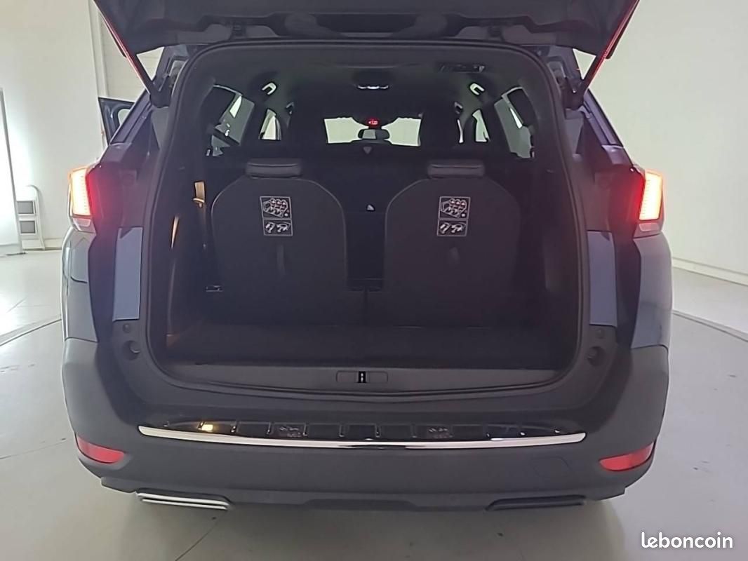 Peugeot 5008 BlueHDi 130ch S&S EAT8 - Allure Pack (image 18)