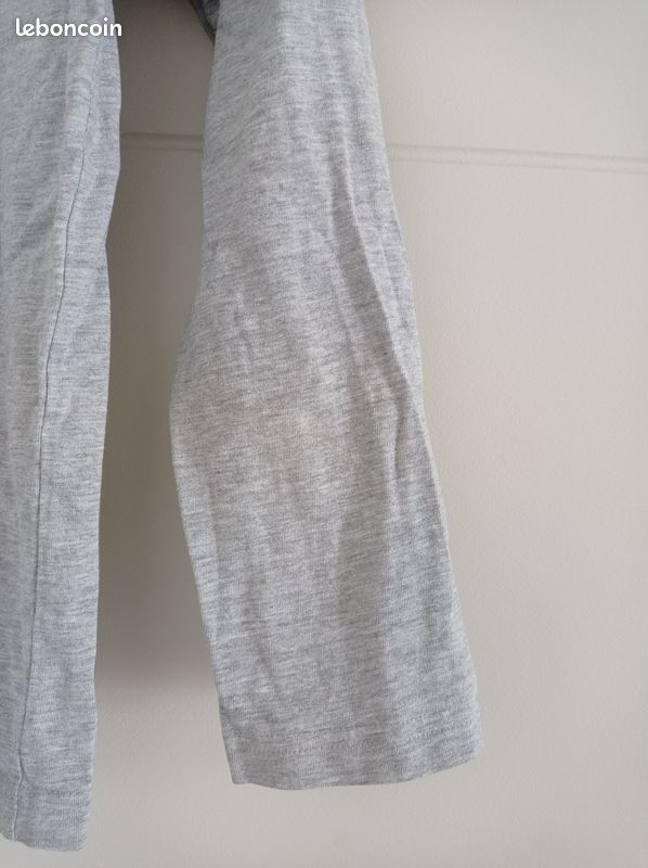 Pull t-shirt manches longues gris garçon 12 ans TAO Tape à l'oeil Bon état Ni tâche ni trou En coton (image 9)