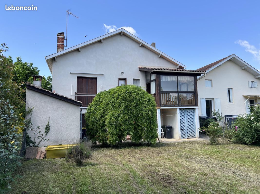Maison 6 pièces 127 m² · à Agen · 127 m² · 155 000 €