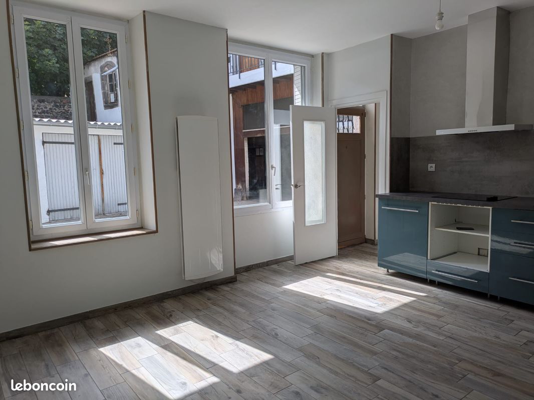 Appartement 2 pièces 35 m² · à Clermont-Ferrand · 35 m² · 500 €/mois