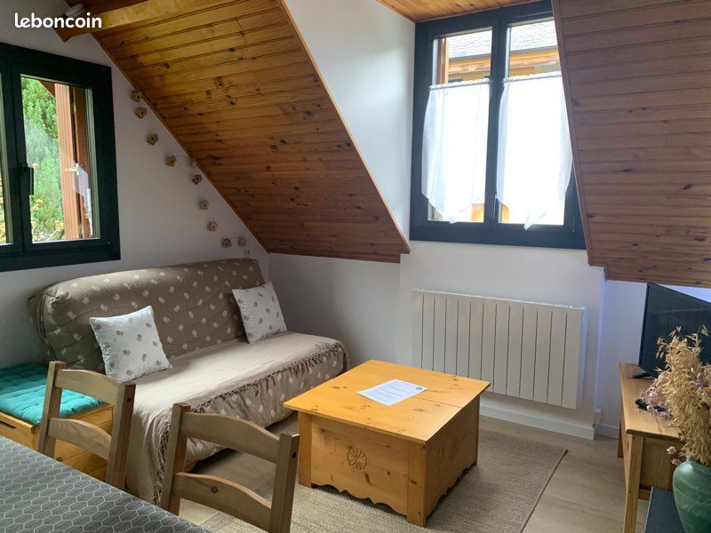 Joli chalet vue sur les montagnes (image 10)