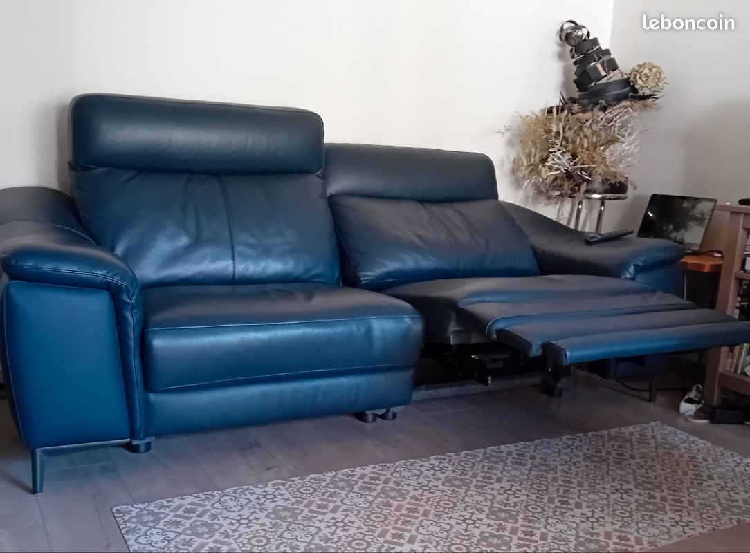 Canapé Cuir électrique bleu foncé à vendre (image 5)