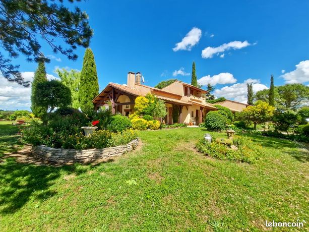 Maison 6 pièces 179 m²