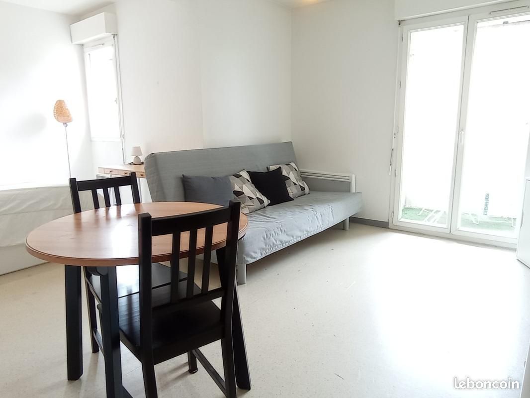 Appartement 1 pièce 28 m² · à Pessac · 28 m² · 642 €