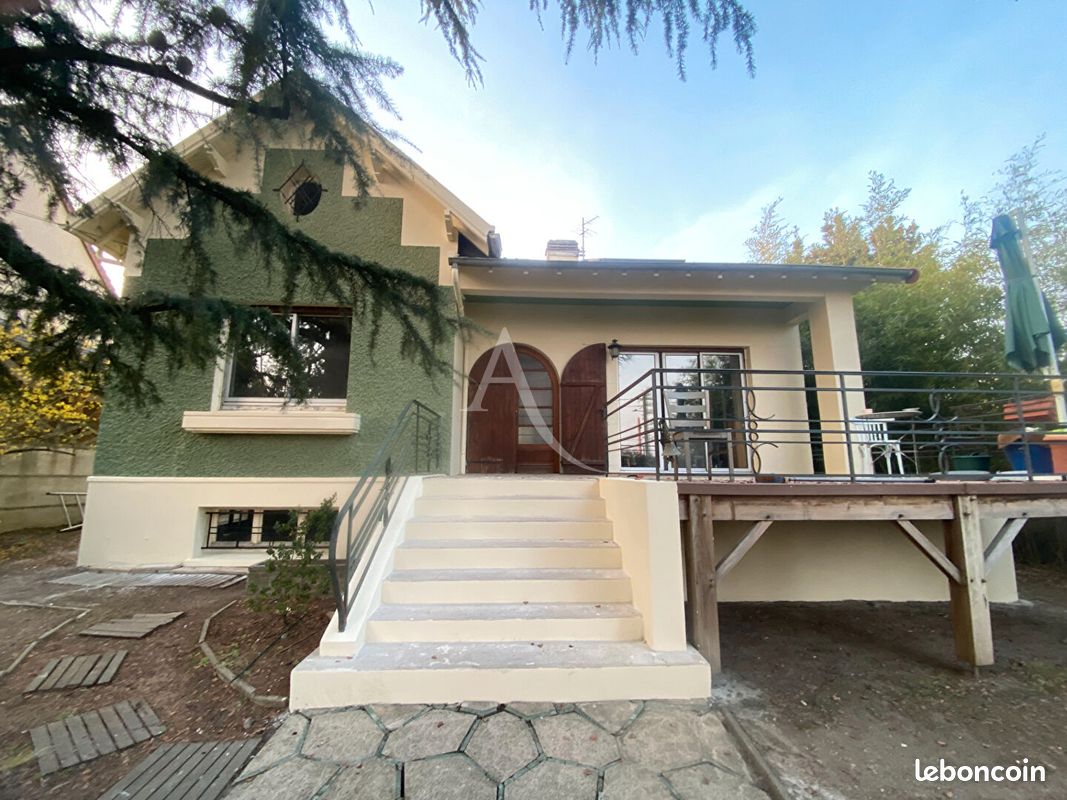 Maison 6 pièces 132 m² · à Conflans-Sainte-Honorine · 132 m² · 618 000 €