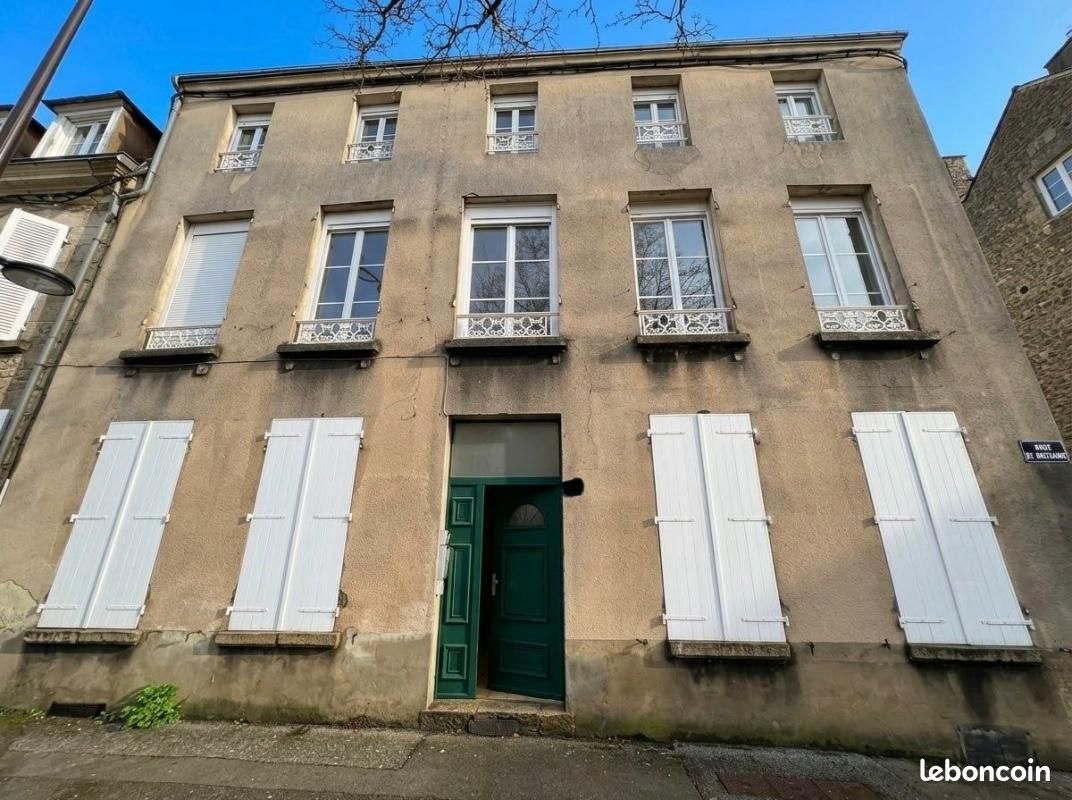 Immeuble 7 pièces 265 m² · à Alençon · 265 m² · 321 000 €