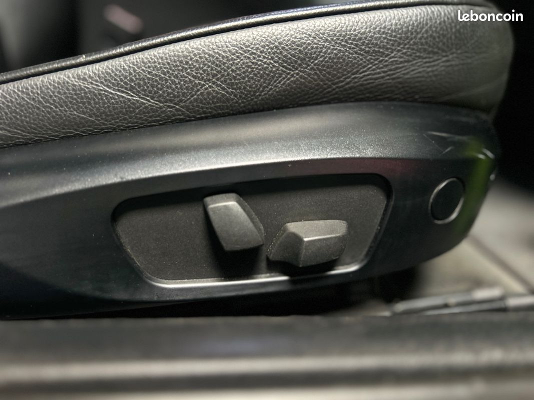 BMW SERIE 3 COUPE E92 325i 3.0L N53 218ch Luxe Steptronic A - FACTURE ENTRETIEN COMPLET DEPUIS L'ACHAT - ENTRETIEN À JOUR (image 35)