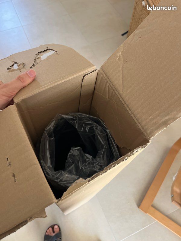 Mossa - Tapis de Coffre adapté pour Toyota Corolla XII E210 (2019- ) G Touring Sports (image 1)