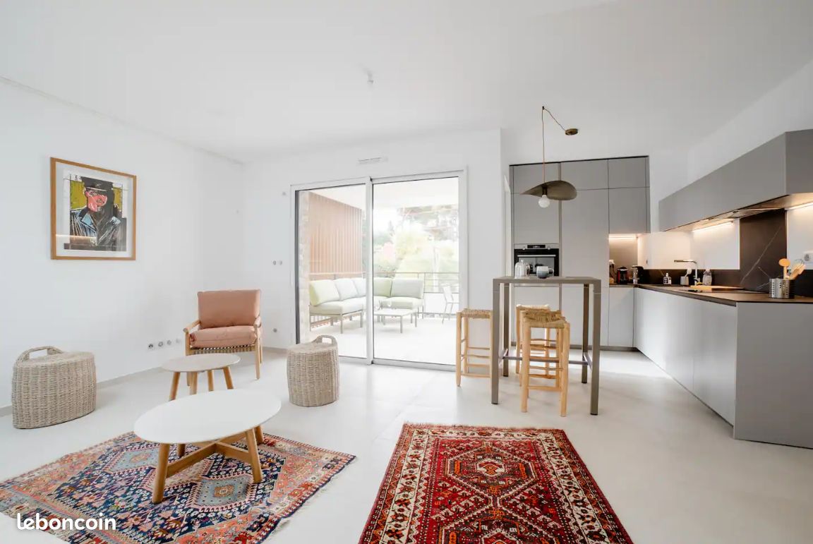 Appartement 2 pièces 46 m² · à Carqueiranne · 46 m² · 1 300 €