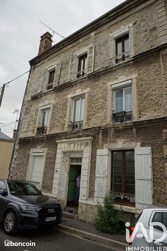 Immeuble 240 m² · à Meaux · 240 m² · 220 000 €
