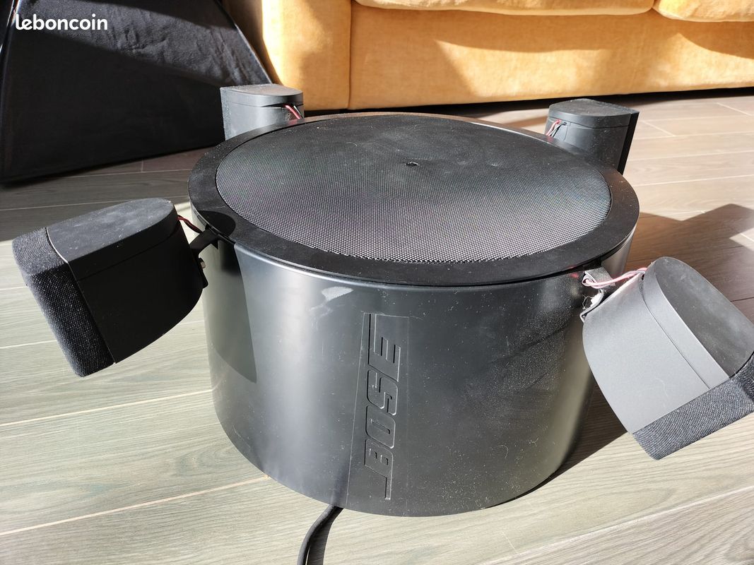Enceinte Freespace 3 Bose caisson + 4 satellites (image 2)