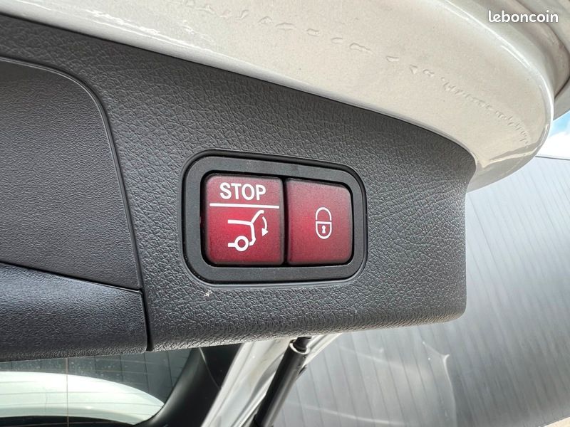 Mercedes Gla 200 d AMG Line (image 9)