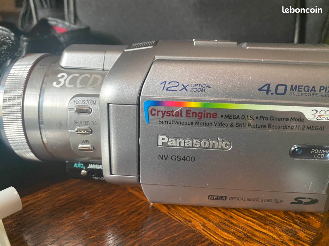 CAMESCOPE CAMERA PANASONIC Nv-Gs400Eg Mini Dv 3Ccd 4.0 Mega Pixel Semi