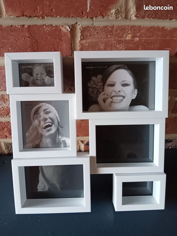 Cadre photos en parfait etat dimensions 30 x 31 cms (image 1)