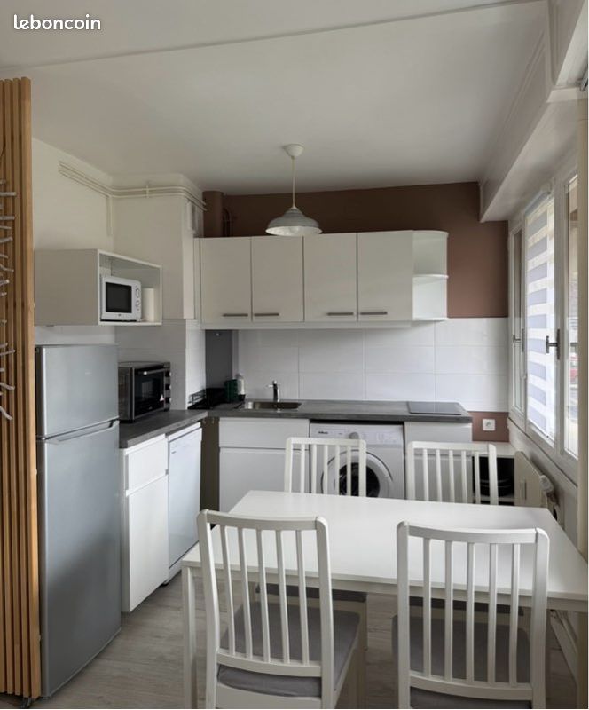 Appartement 1 pièce 34 m² · à Royat · 34 m² · 650 €